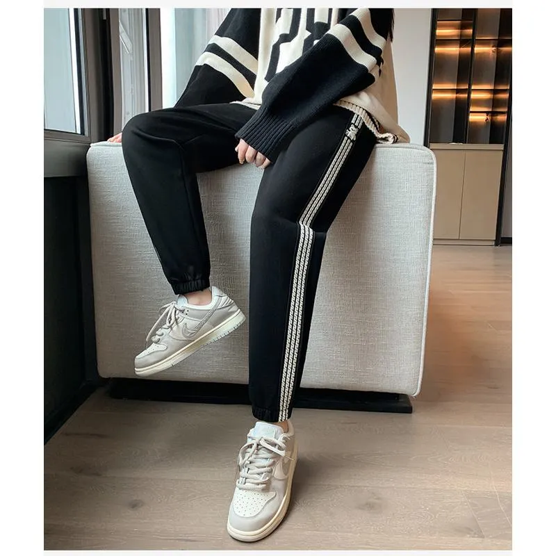 Casual Banana-Shaped Plus Sports Plus Velvet Loose Fit Sweatpants