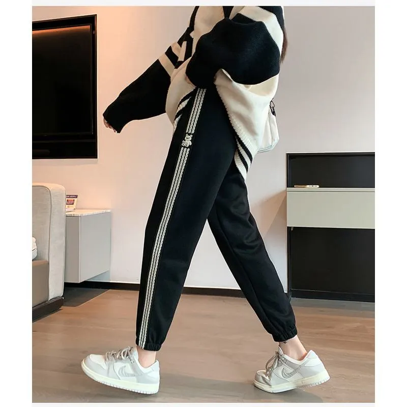 Casual Banana-Shaped Plus Sports Plus Velvet Loose Fit Sweatpants