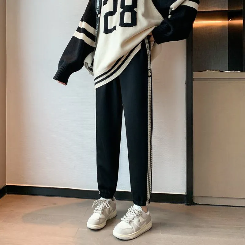 Casual Banana-Shaped Plus Sports Plus Velvet Loose Fit Sweatpants