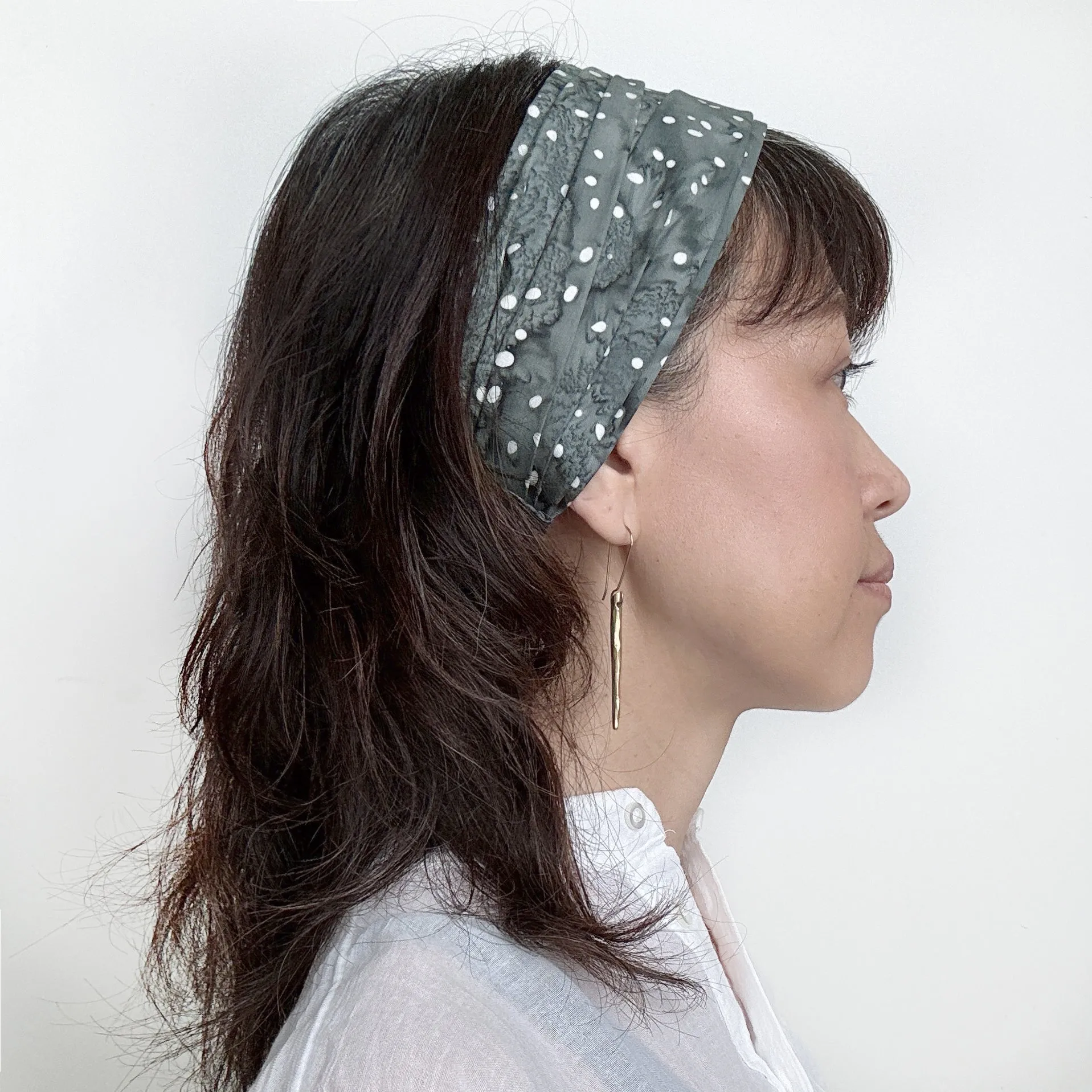 Head scarf Tie Gray White Polka Dots on splash print