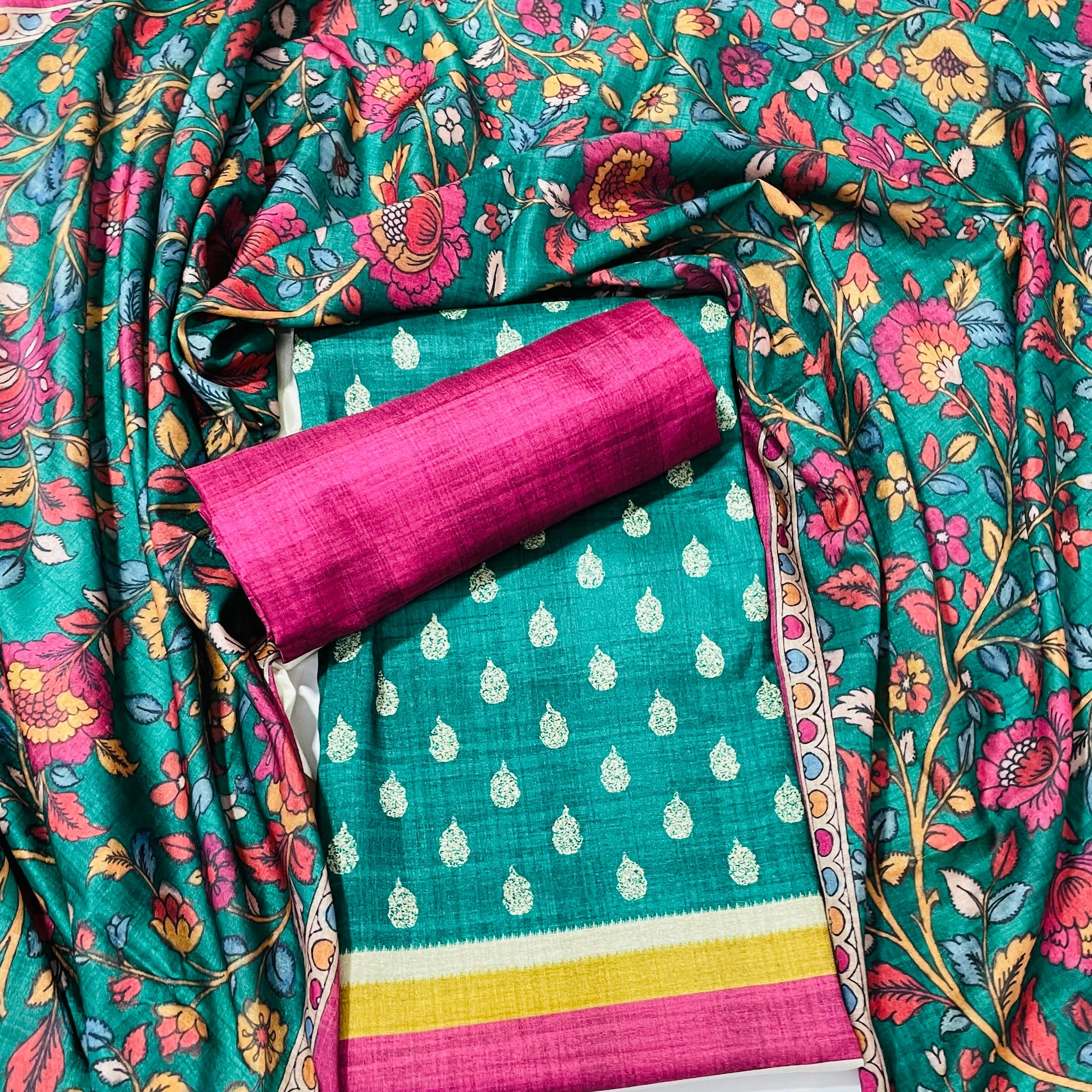 Pink Floral Print Ghicha Silk Suit Set With Dupatta